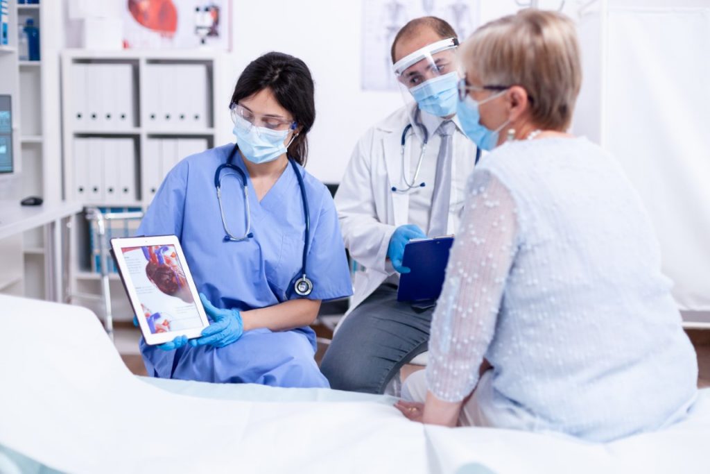 Doctors and the old woman