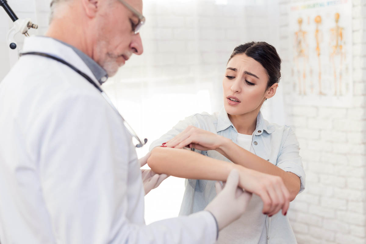 Tennis Elbow: Should You Have Surgery?